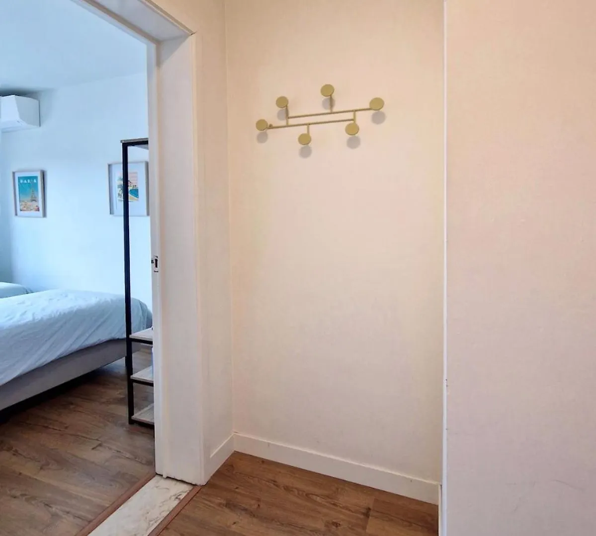 Fully Equiped 100 M2 Appt With The Perfect Location Apartment Vilvoorde Belgium